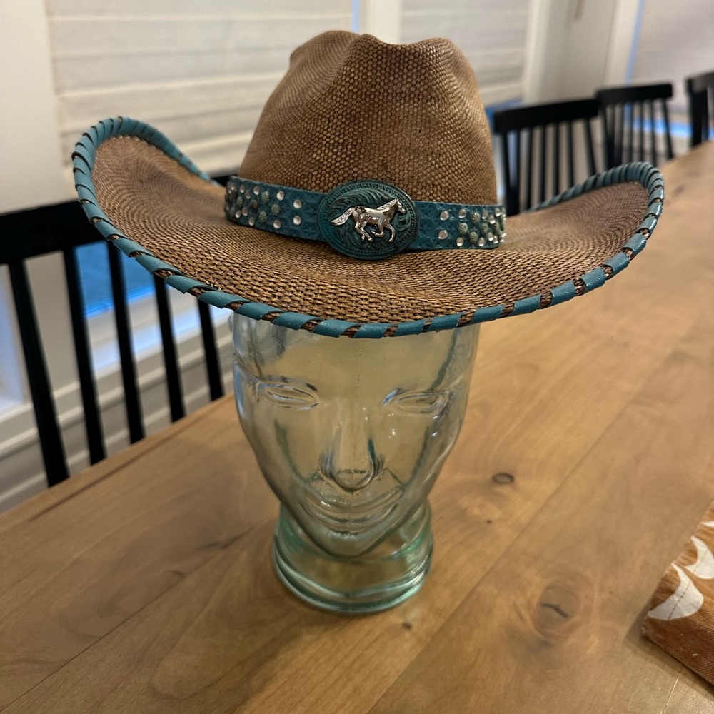 Bullhide Anything Goes 2884 Women's Straw Cowboy Hat Size Medium